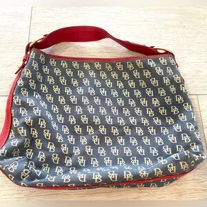 Dooney & Bourke tote bag. Gently used.